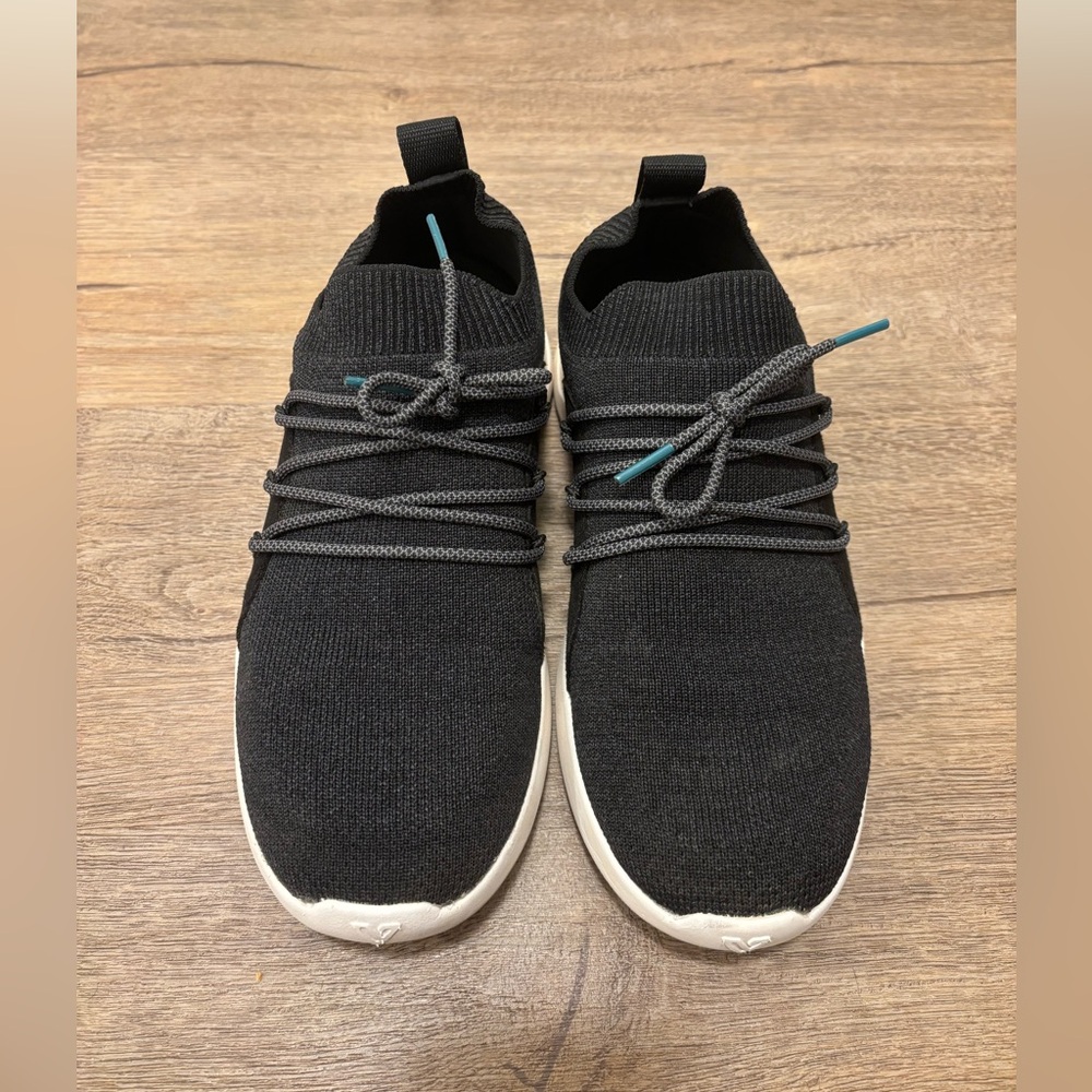 Vessie cityscape in Black